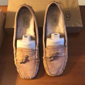 UGG Roni Perf Chestnut Slippers